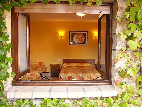 Hotel Rural "La Ruta De Cabrales" Mestas De Con Bagian luar foto